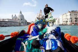 Традиция венецианского карнавала уходит корнями в далекое прошлое